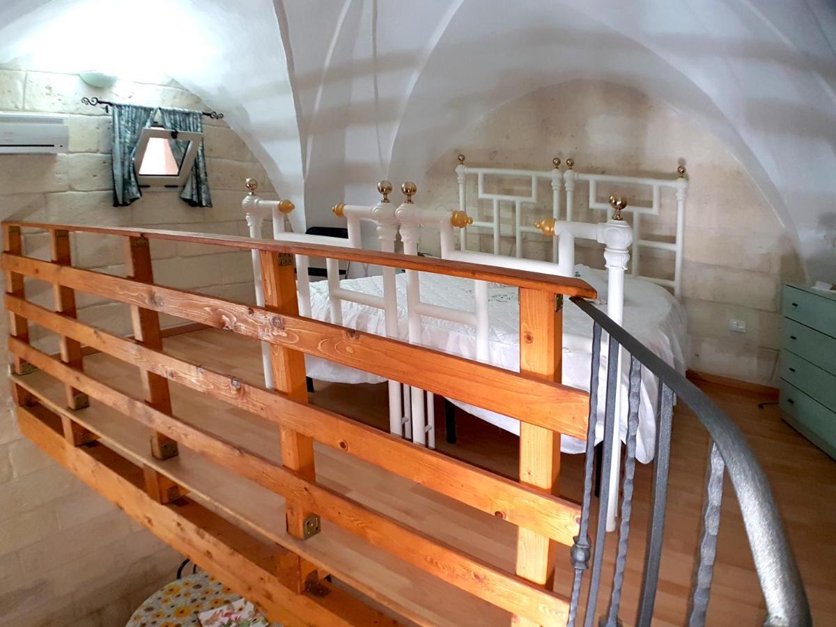 Oikia Vacanze Uggiano La Chiesa Casa Dante Exterior foto